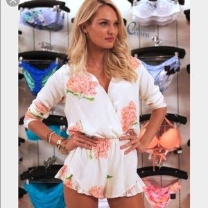 Stone Cold Fox Romper Bloom Print